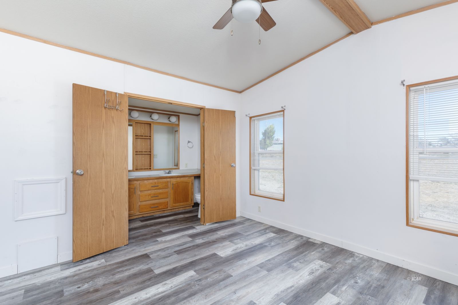 524 Tiffany Drive Property Photo 15