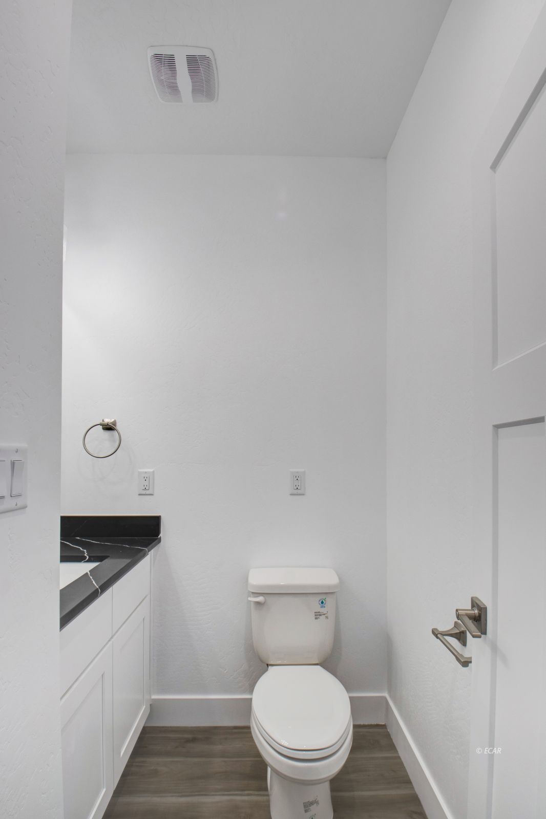 2505 N 5th Street Property Photo 9