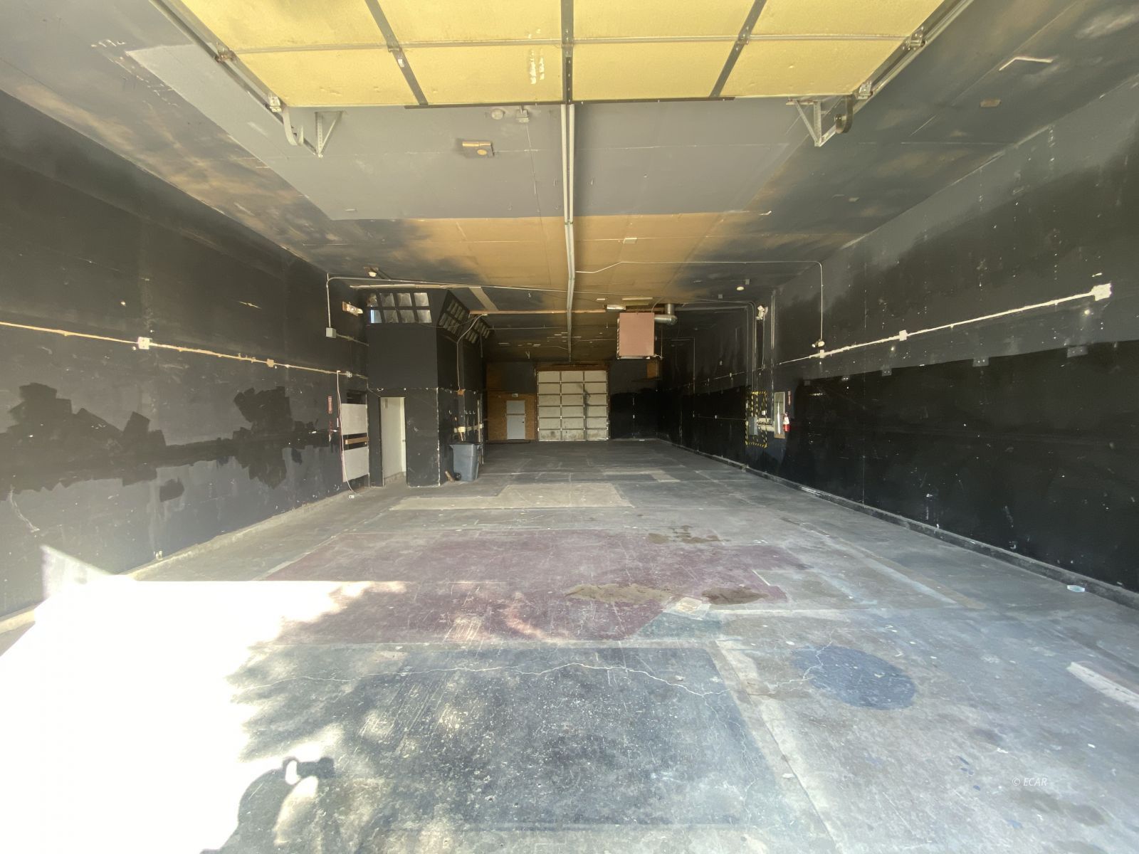 729 Douglas Street Property Photo 4