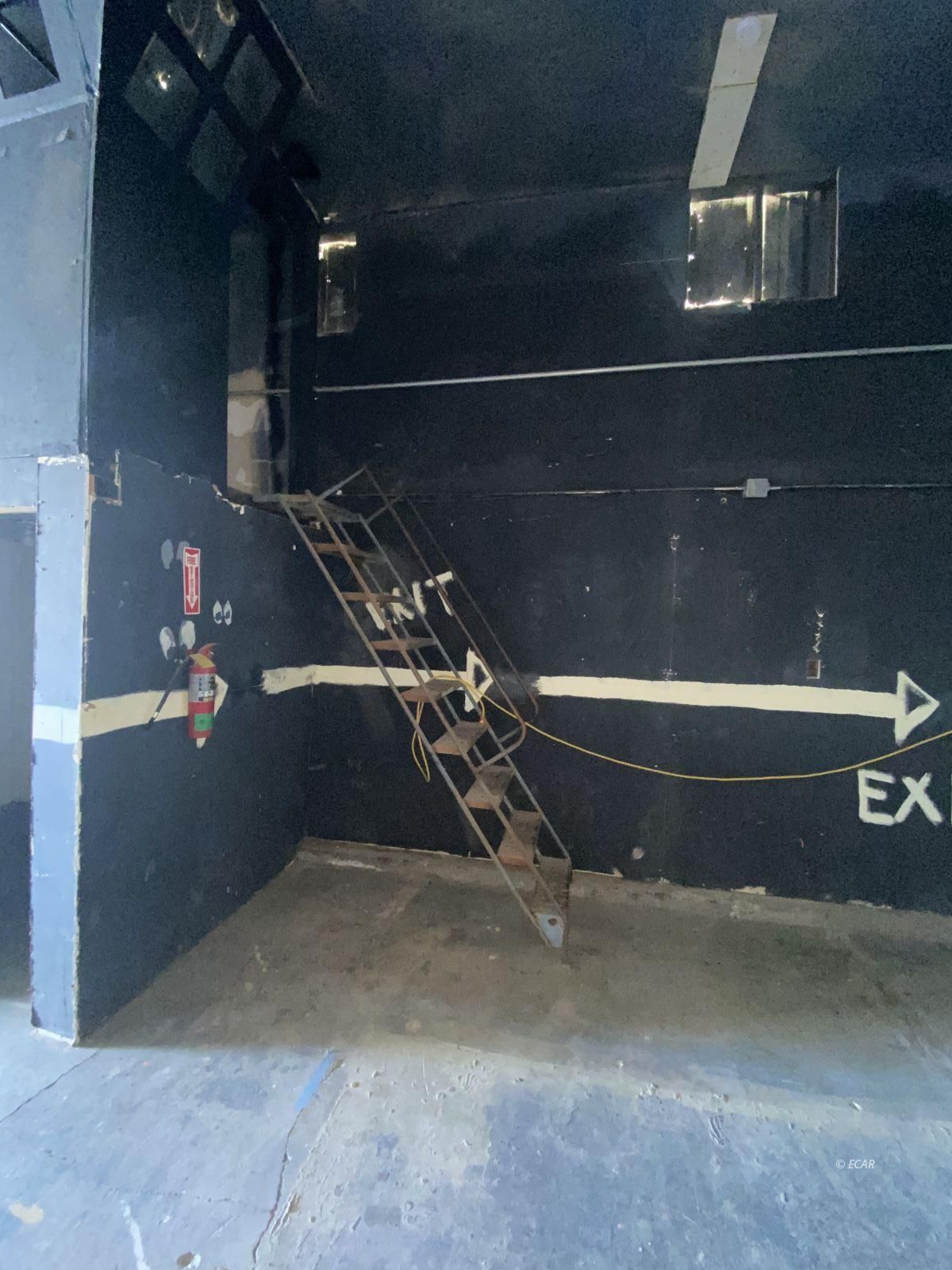 729 Douglas Street Property Photo 6