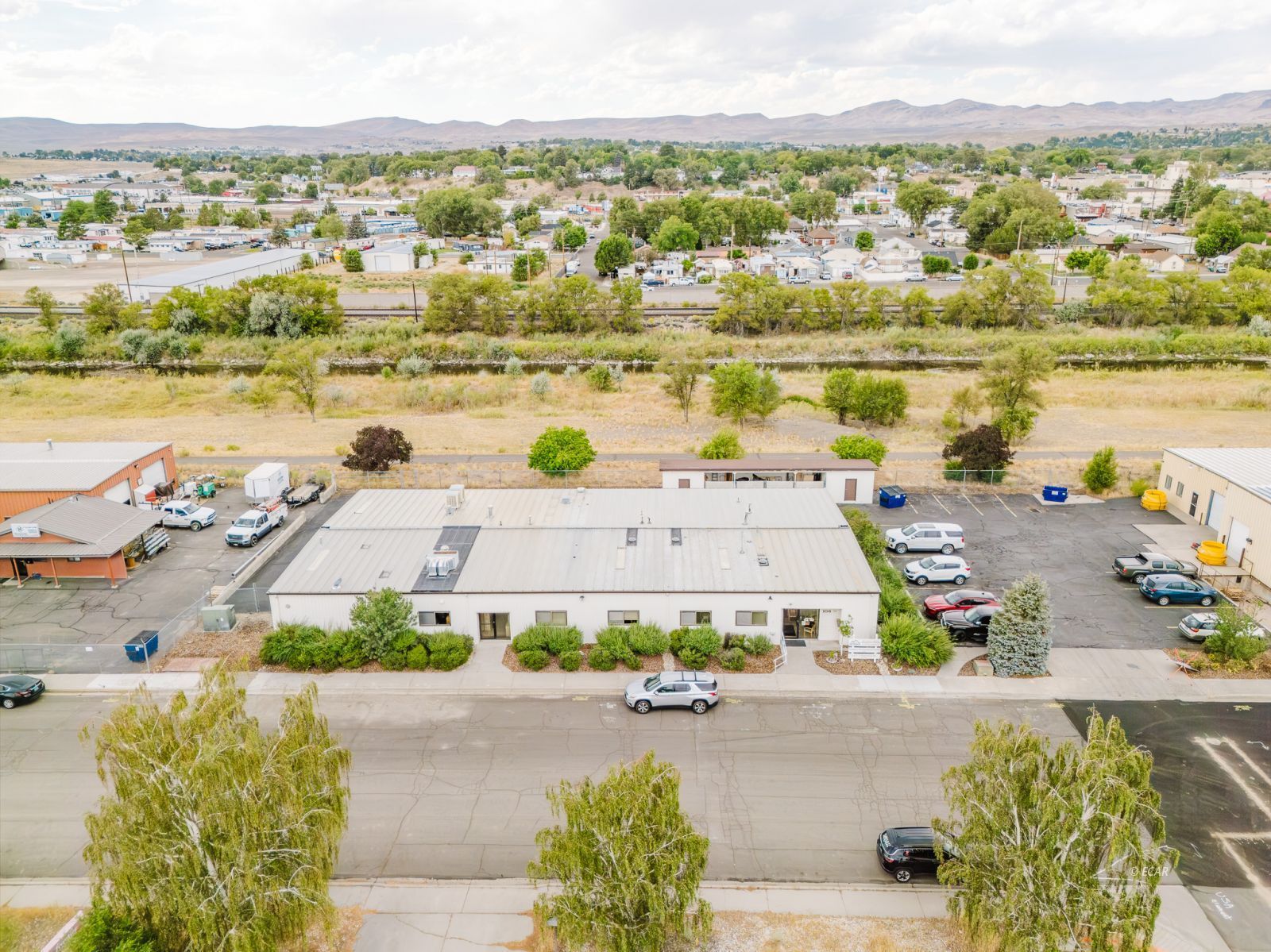 106 W Front Street Property Photo 1