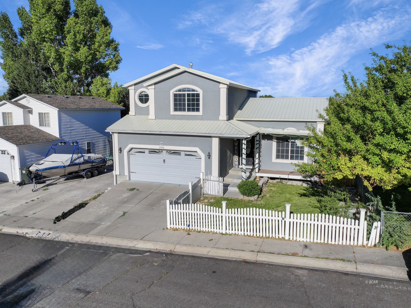 2740 Sunnyside Avenue Property Photo 2