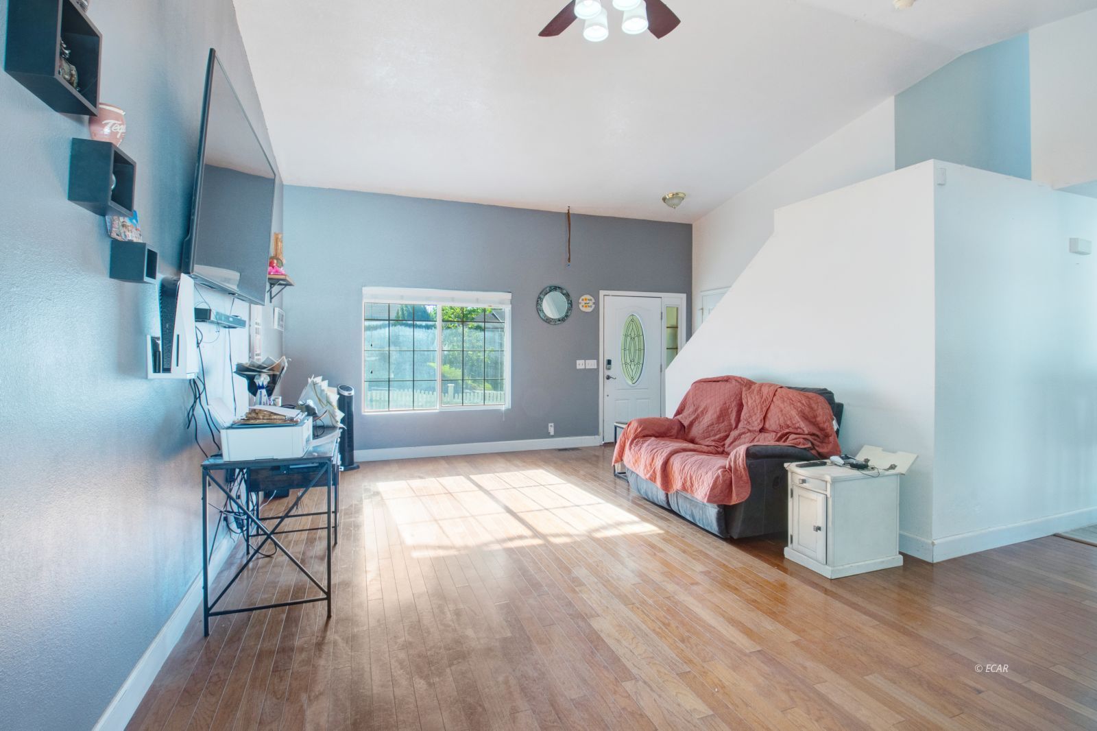 2740 Sunnyside Avenue Property Photo 4