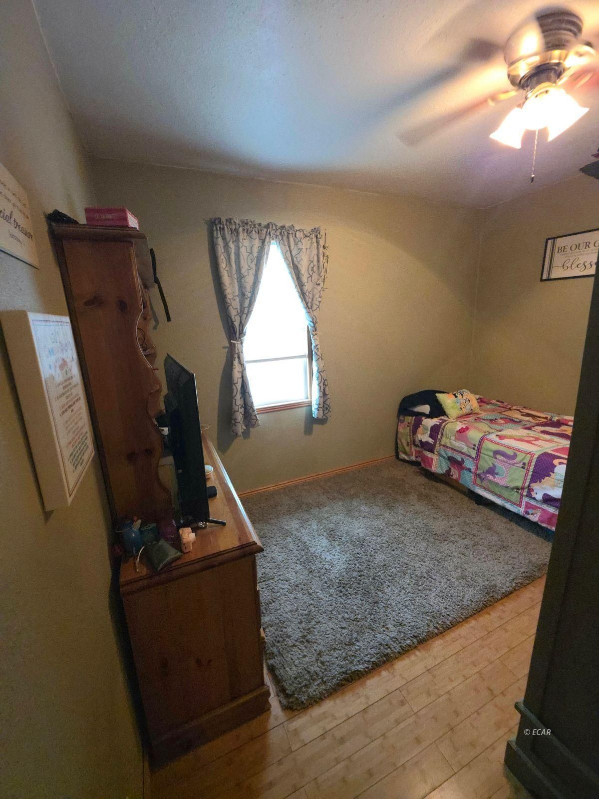 353 New Pine Street Property Photo 18