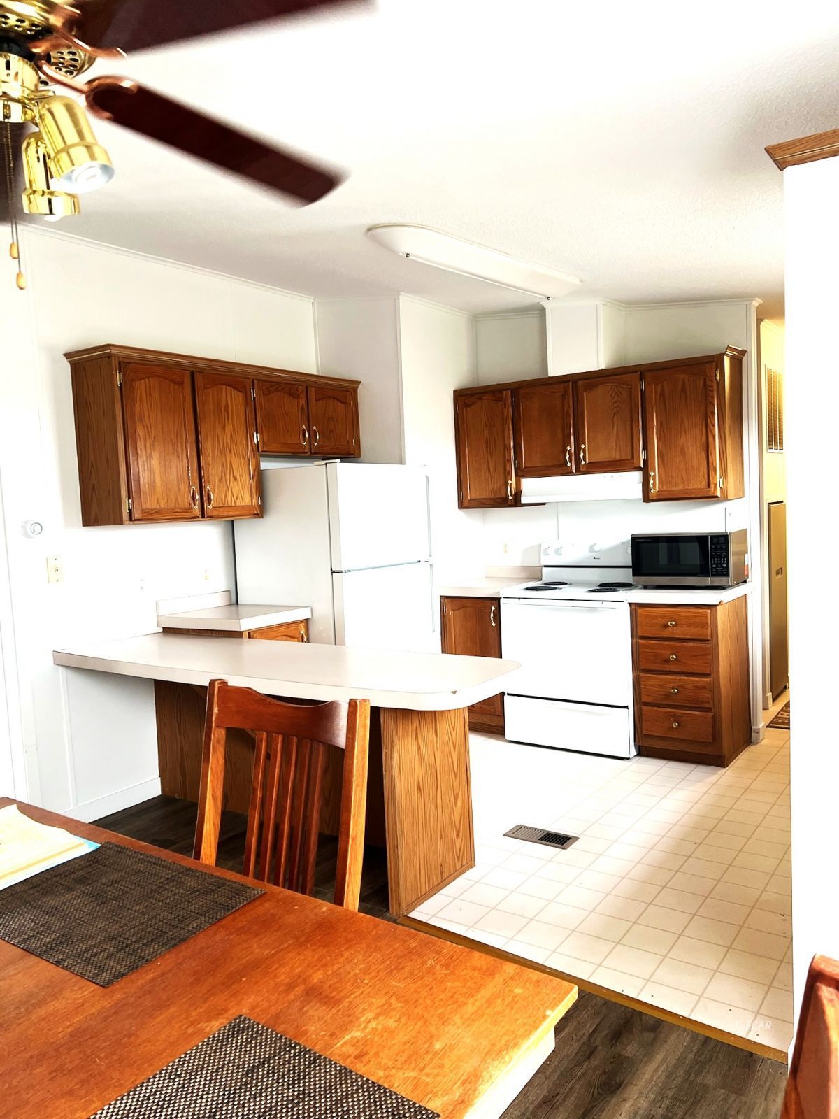 000 Pilot Road Property Photo 10