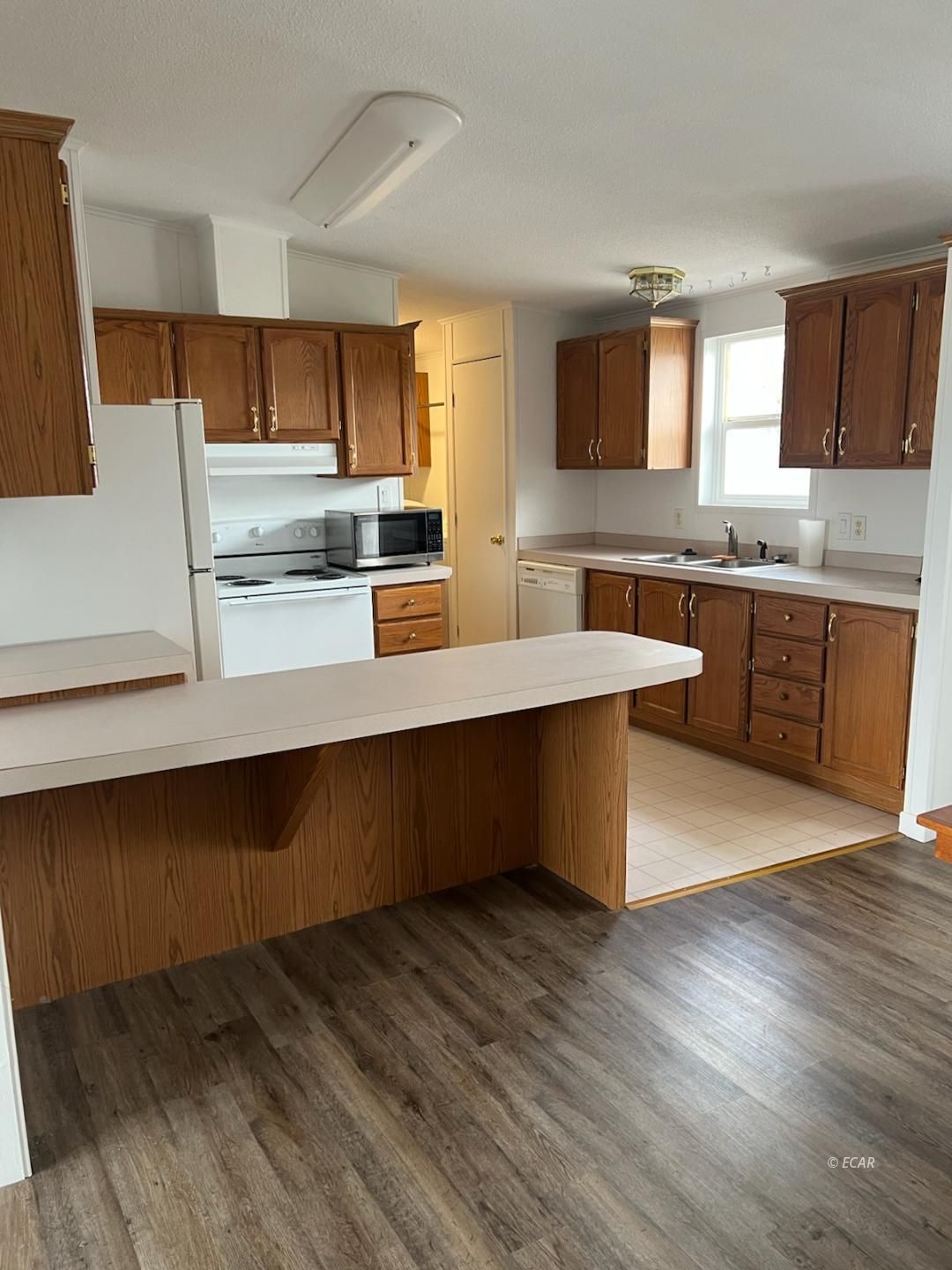 000 Pilot Road Property Photo 12