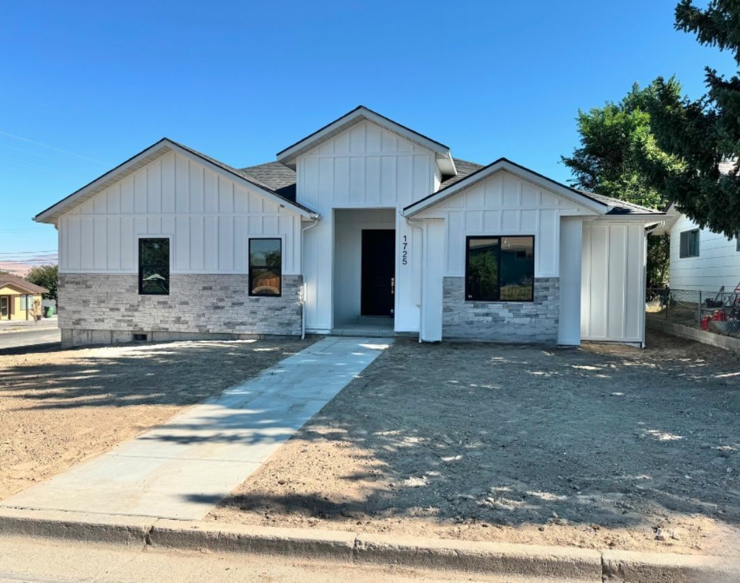 5270 Marla Drive 14 Property Photo 2