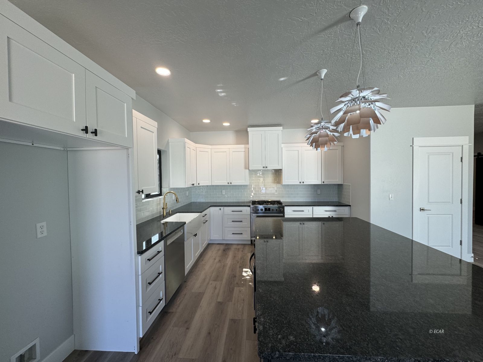 5270 Marla Drive 14 Property Photo 9