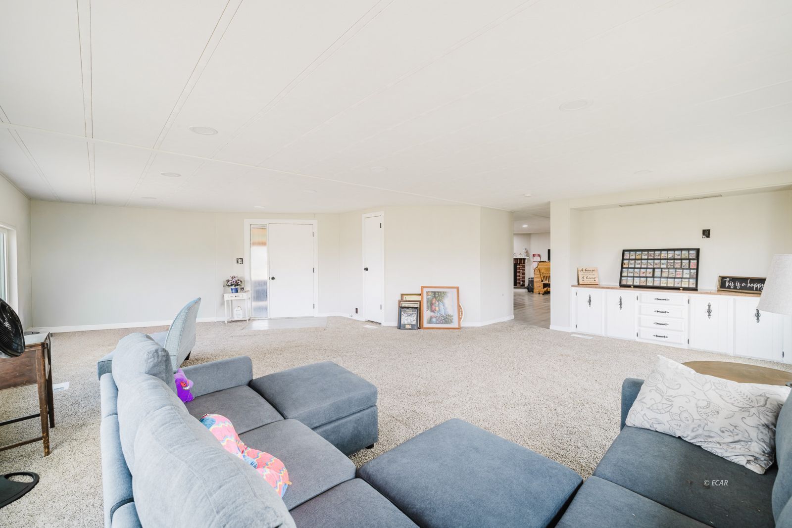 608 Hayland Drive Property Photo 6