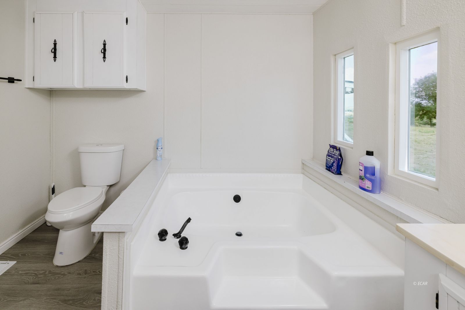 608 Hayland Drive Property Photo 26