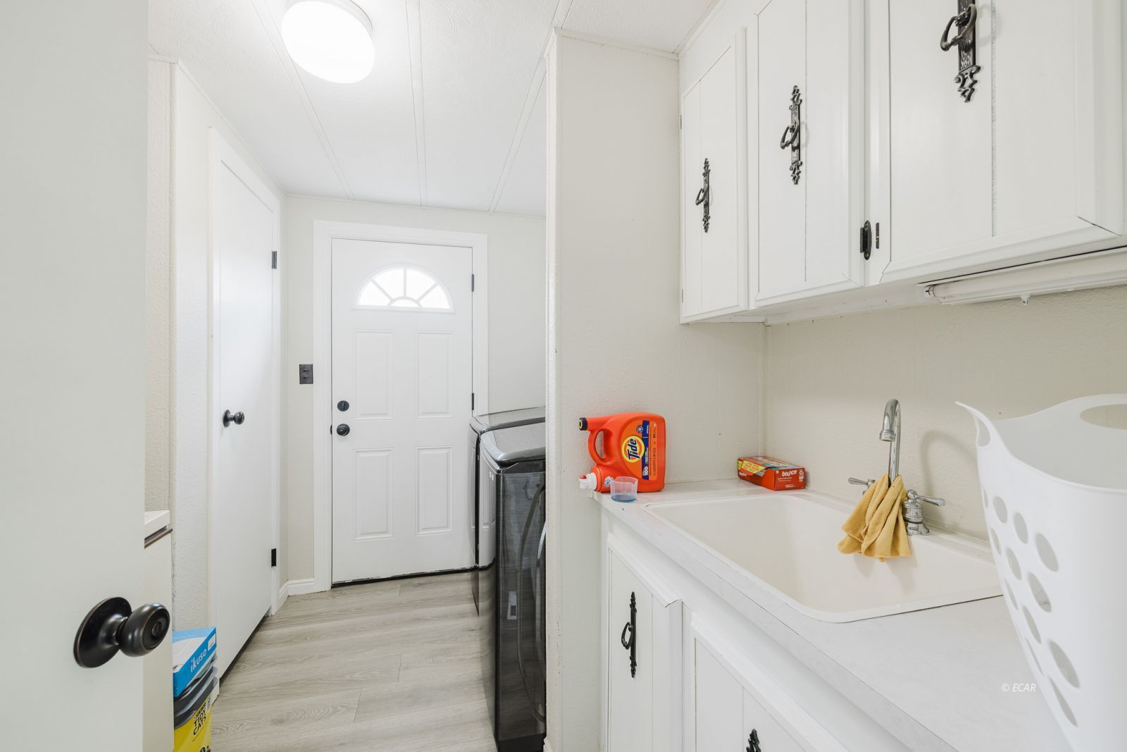 608 Hayland Drive Property Photo 35