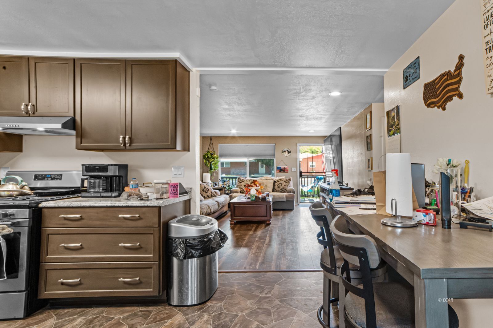 253 N Highland Drive Property Photo 8