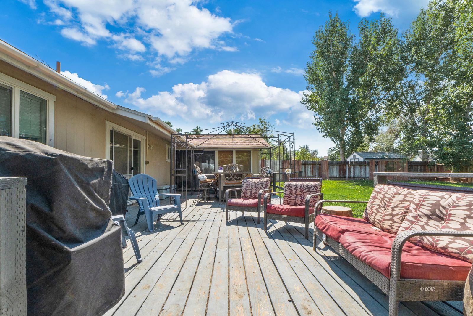 253 N Highland Drive Property Photo 29