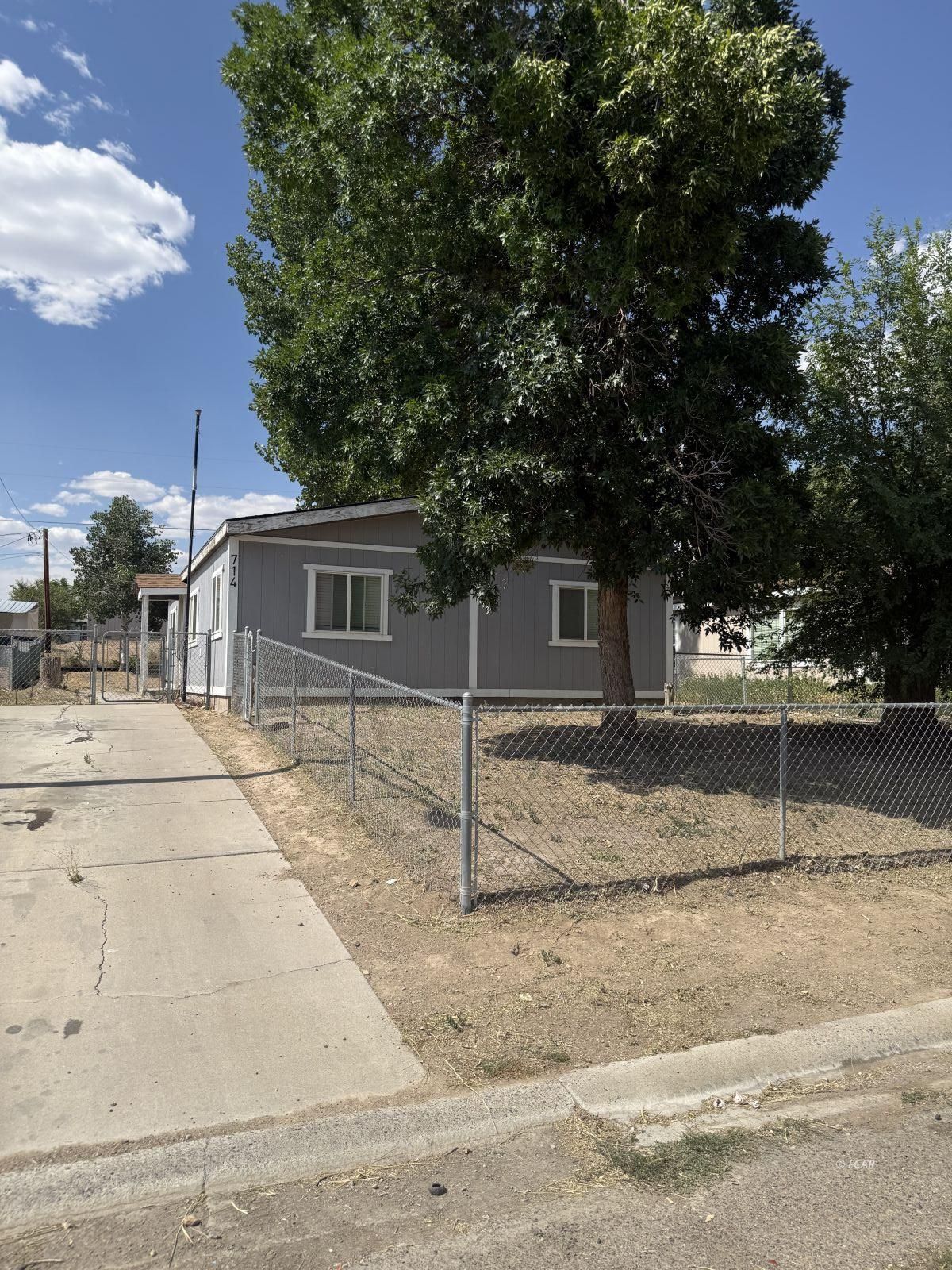 714 Fir Street Property Photo 3