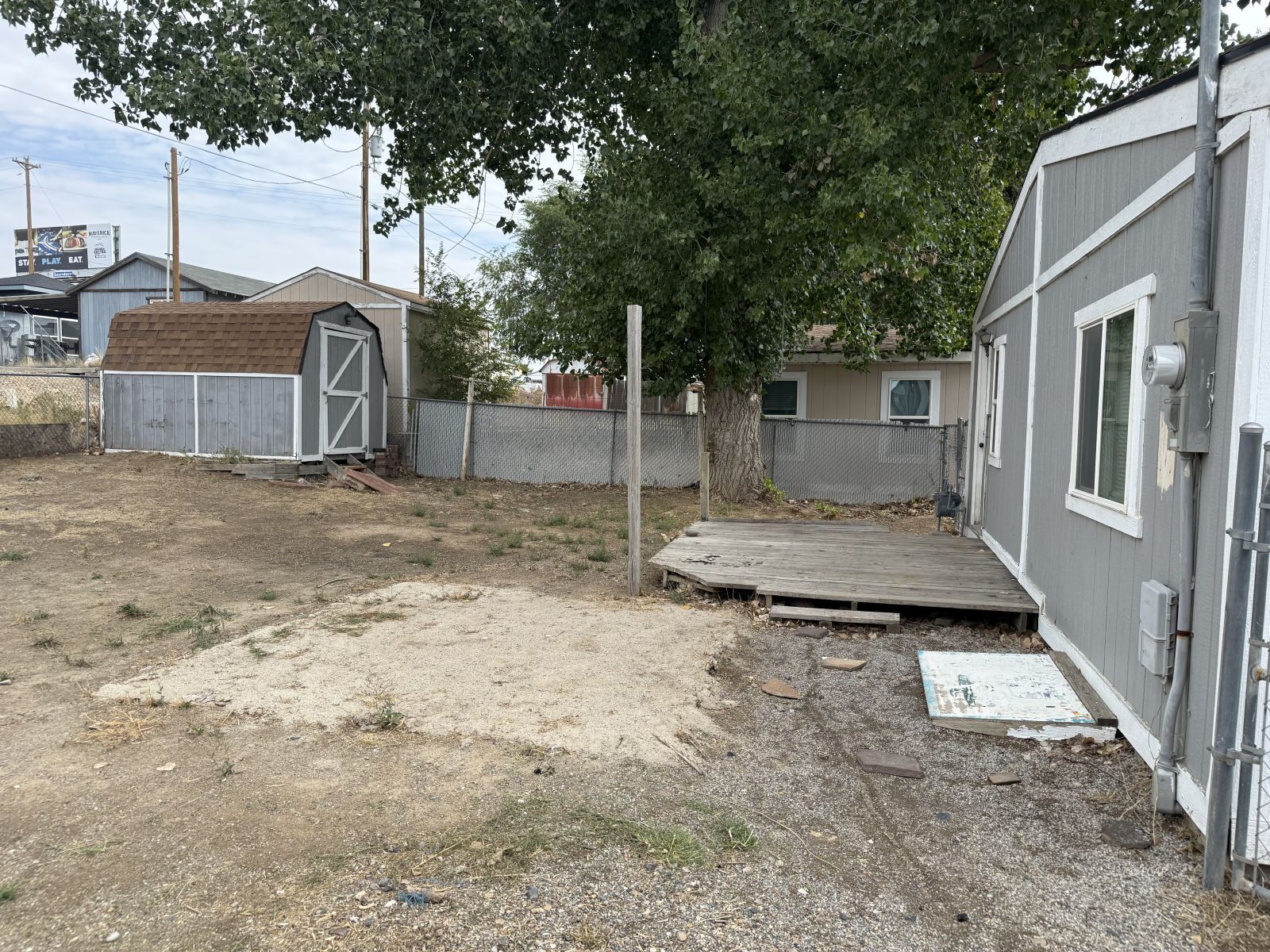 714 Fir Street Property Photo 5