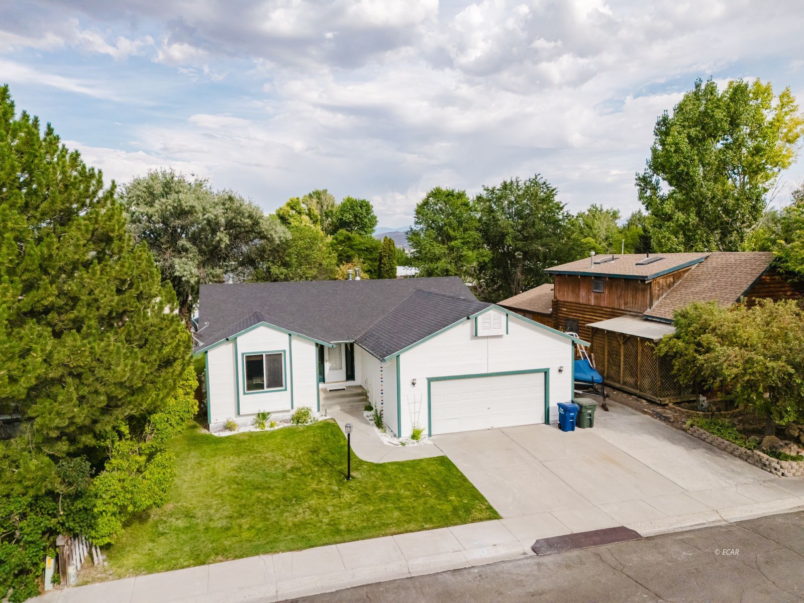 3346 Carlson Avenue Property Photo 2