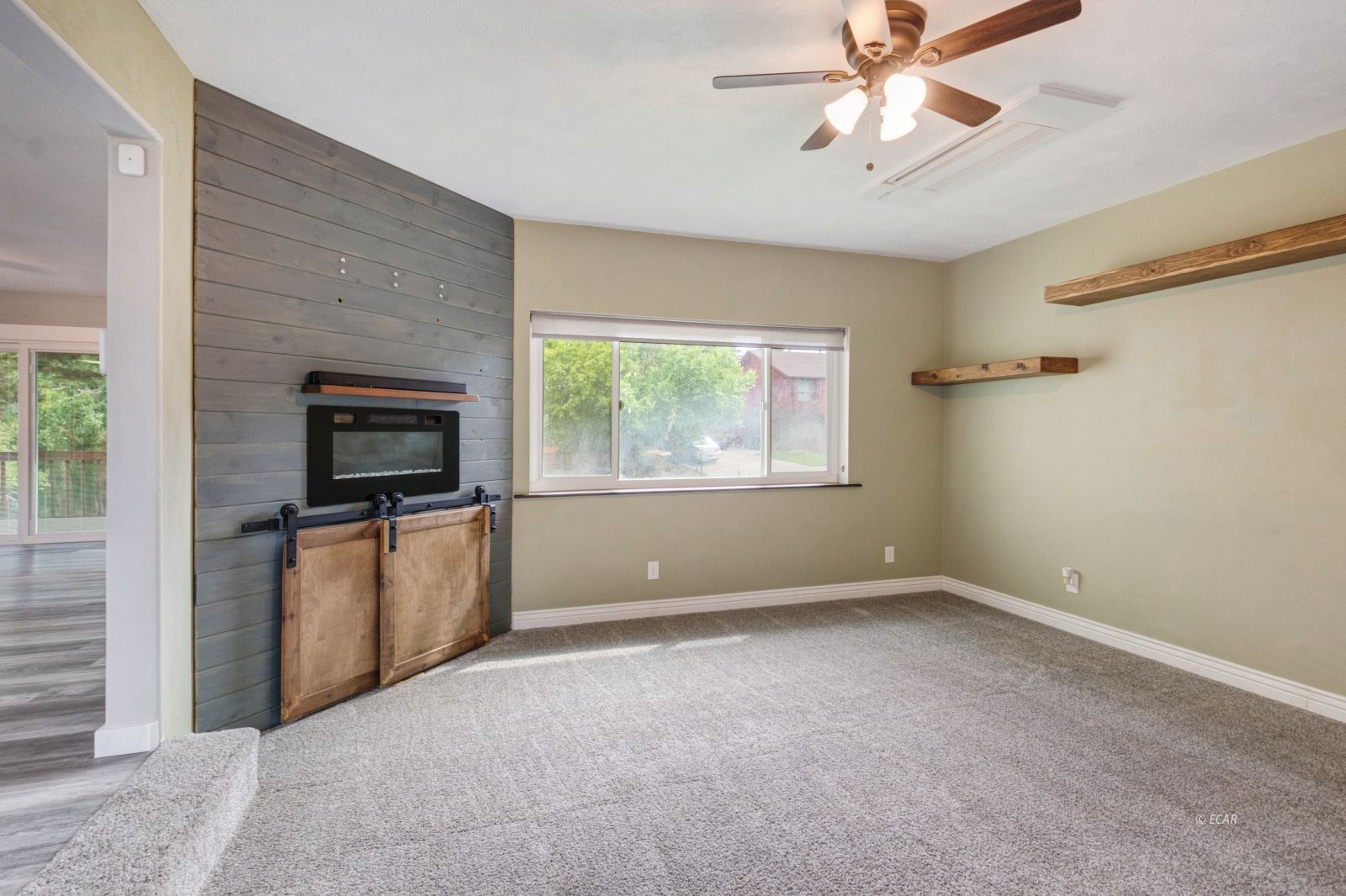 1239 Mountain View Drive Property Photo 10