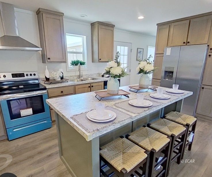 745 Salduro Street Property Photo 2