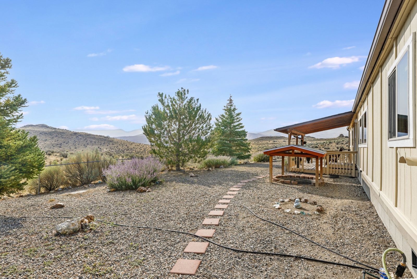 140 Copper Avenue Property Photo 3