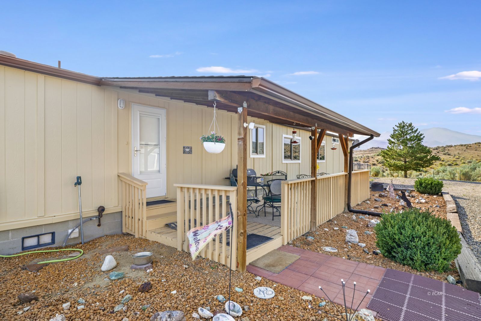 140 Copper Avenue Property Photo 4