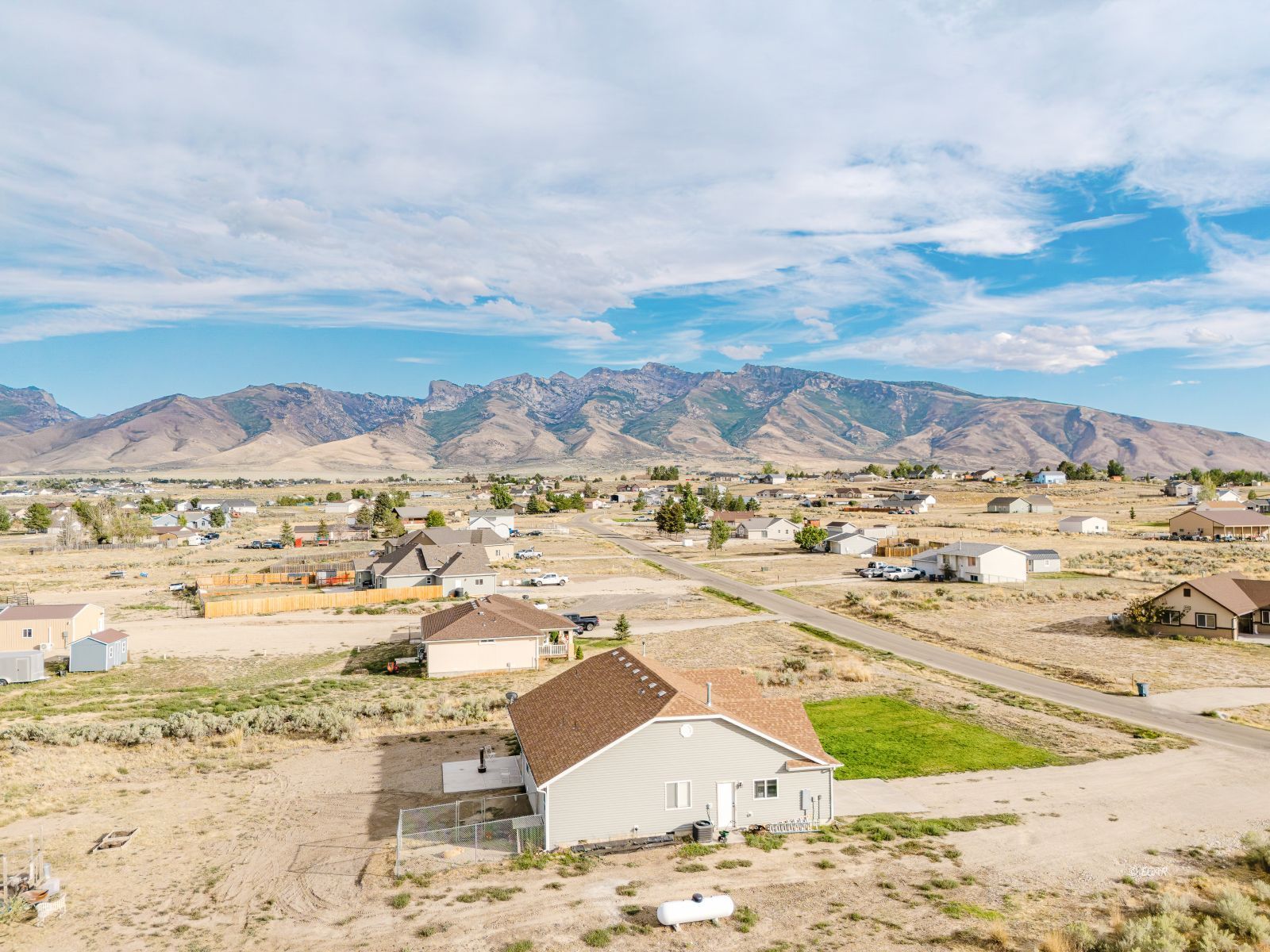 595 Abarr Drive Property Photo 3