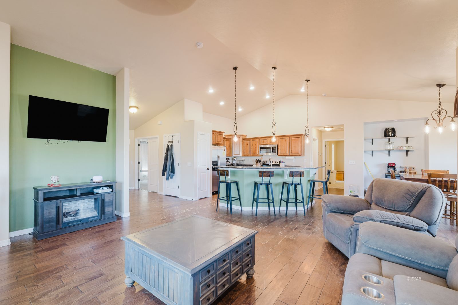 595 Abarr Drive Property Photo 9