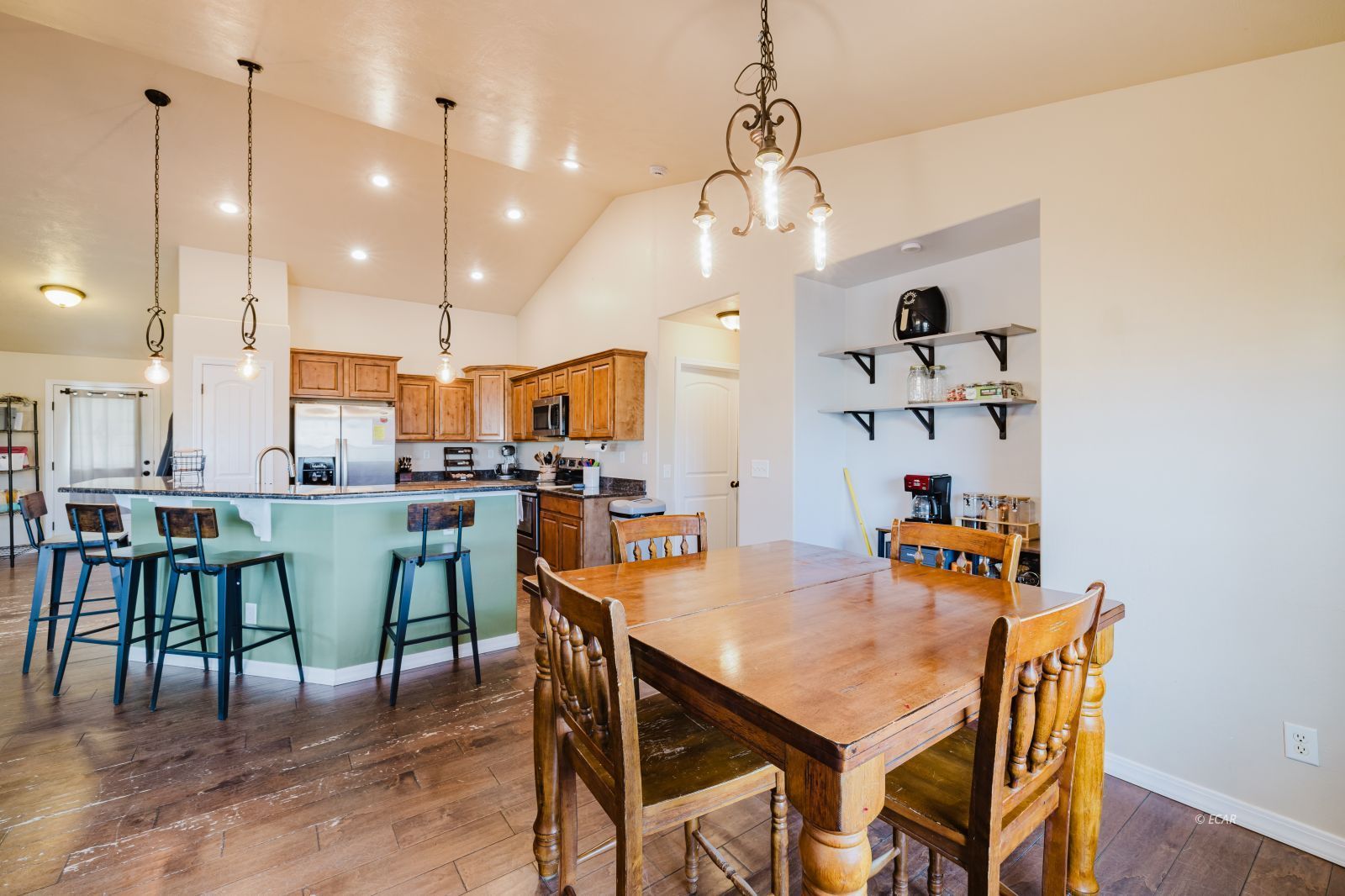 595 Abarr Drive Property Photo 16