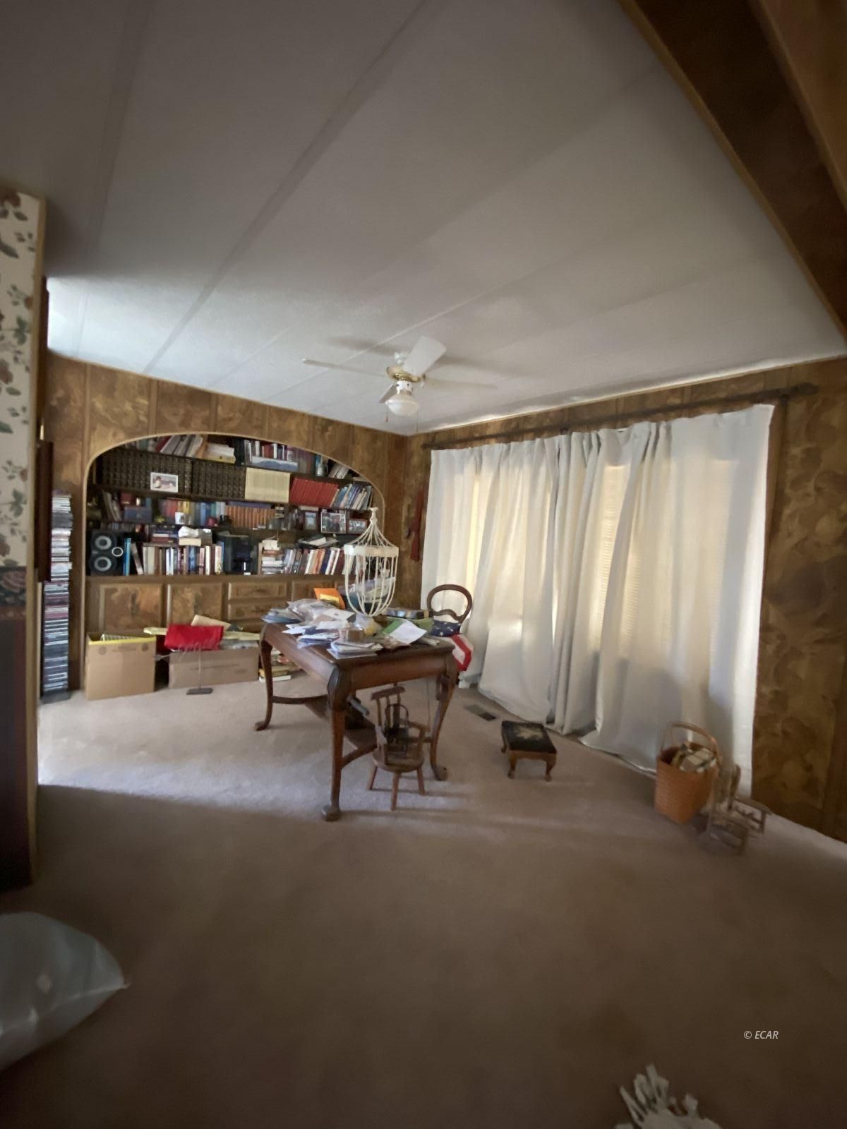 230 Lasa Drive Property Photo 10