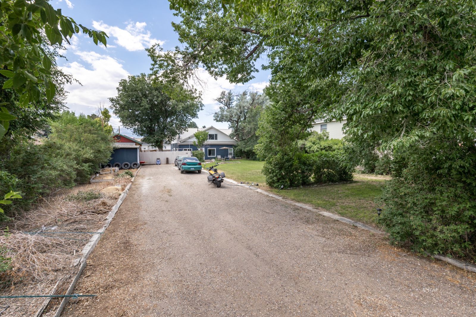 518 2nd Street Property Photo 3