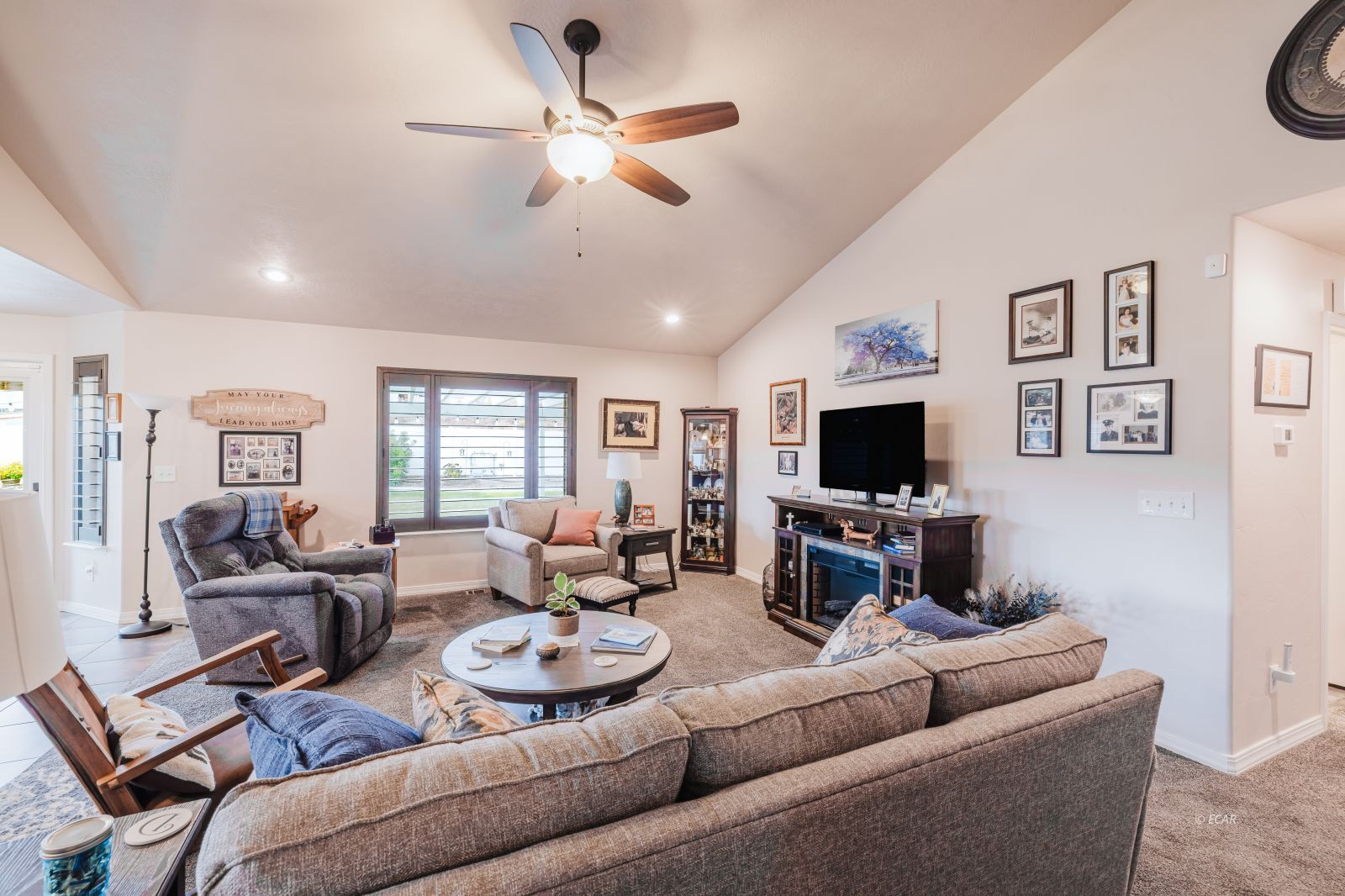 658 Cortney Drive Property Photo 8