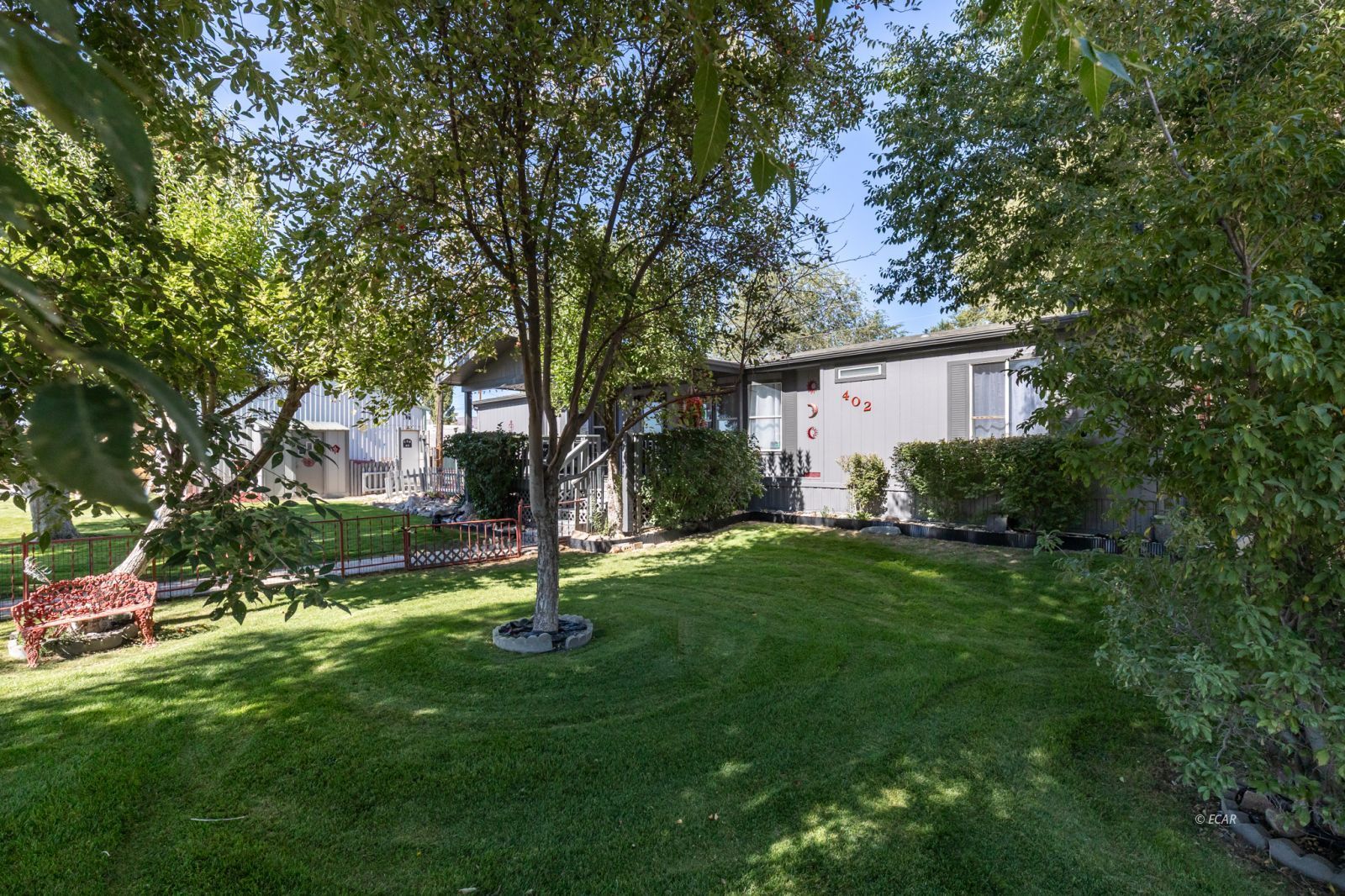 402 W Cedar Street Property Photo 10