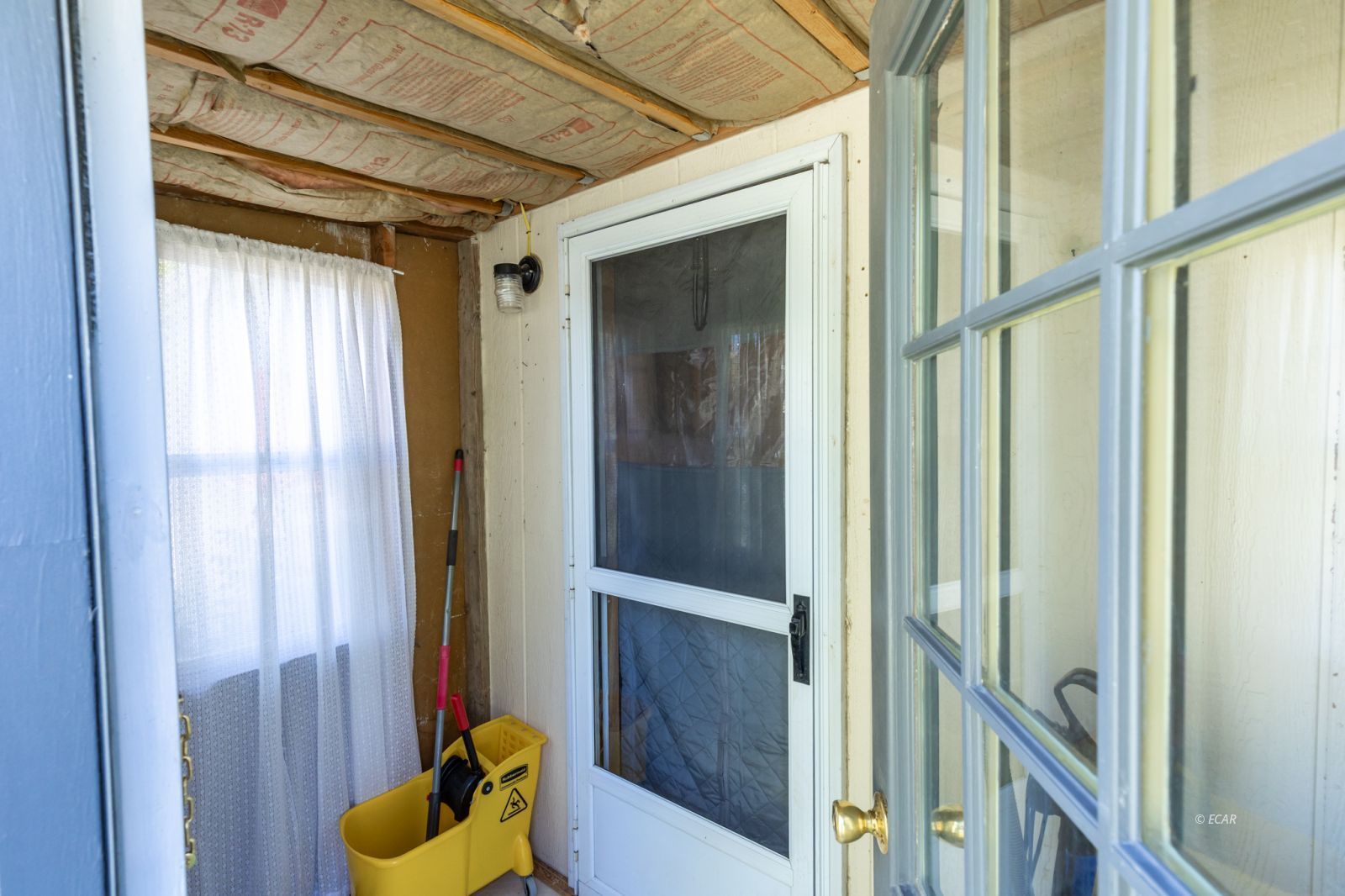 402 W Cedar Street Property Photo 39