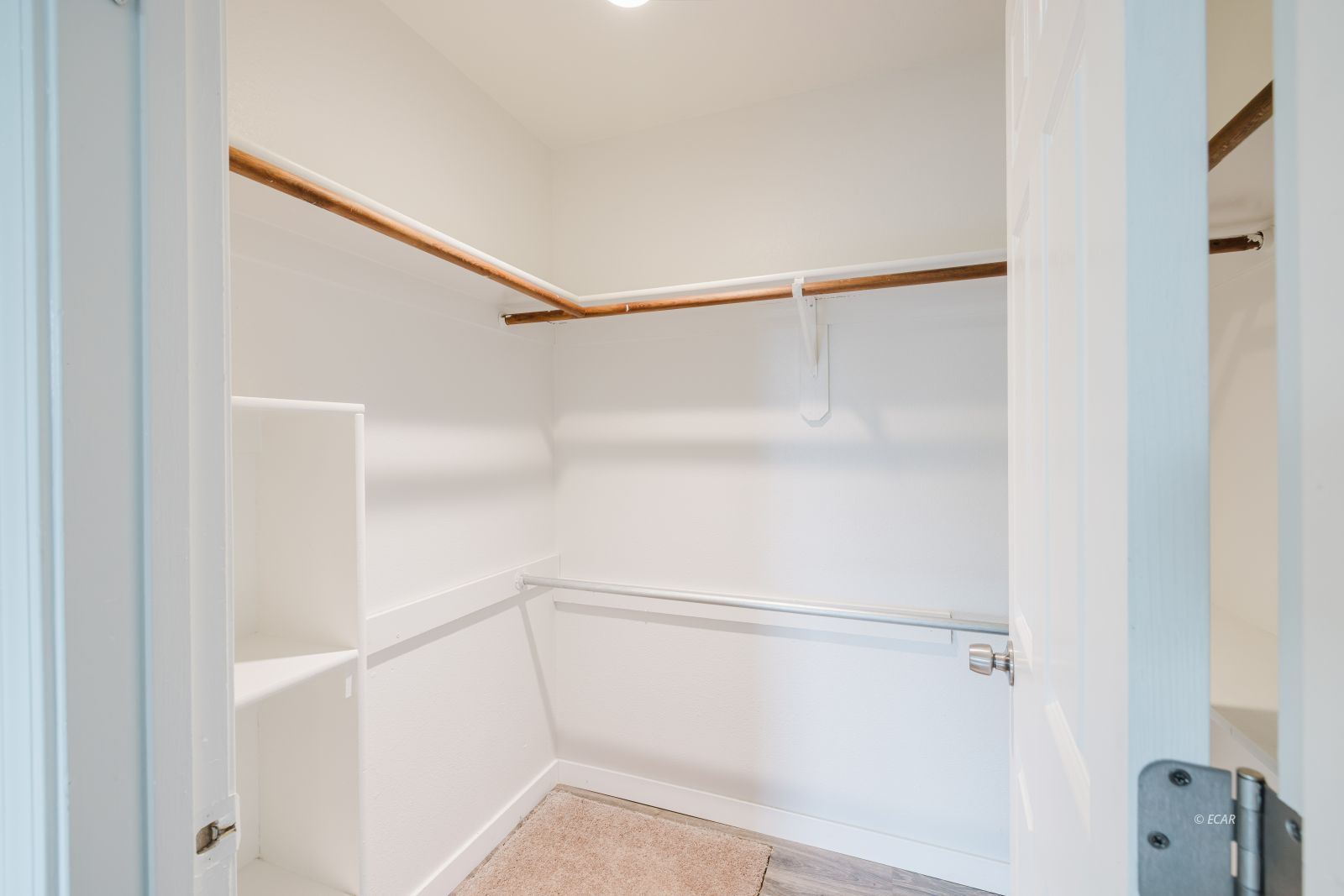 572 5th Street Property Photo 13