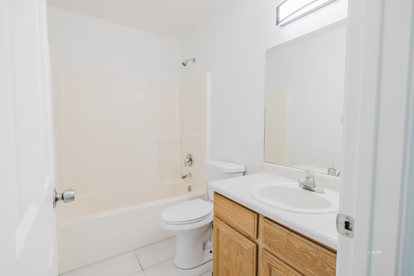 572 5th Street Property Photo 17