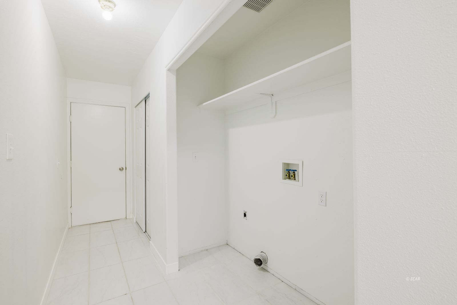 572 5th Street Property Photo 19