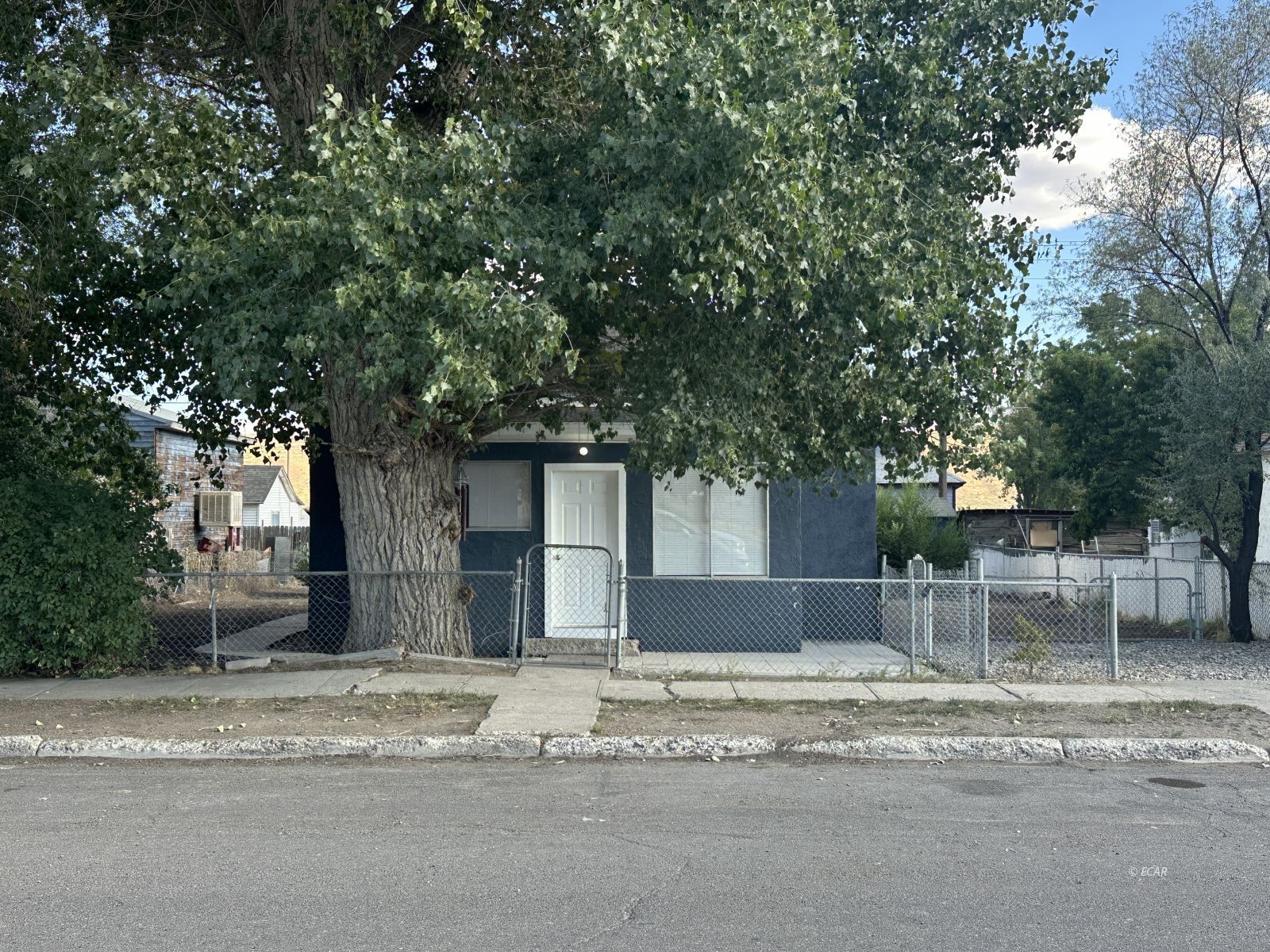 913 Main Street Property Photo 1