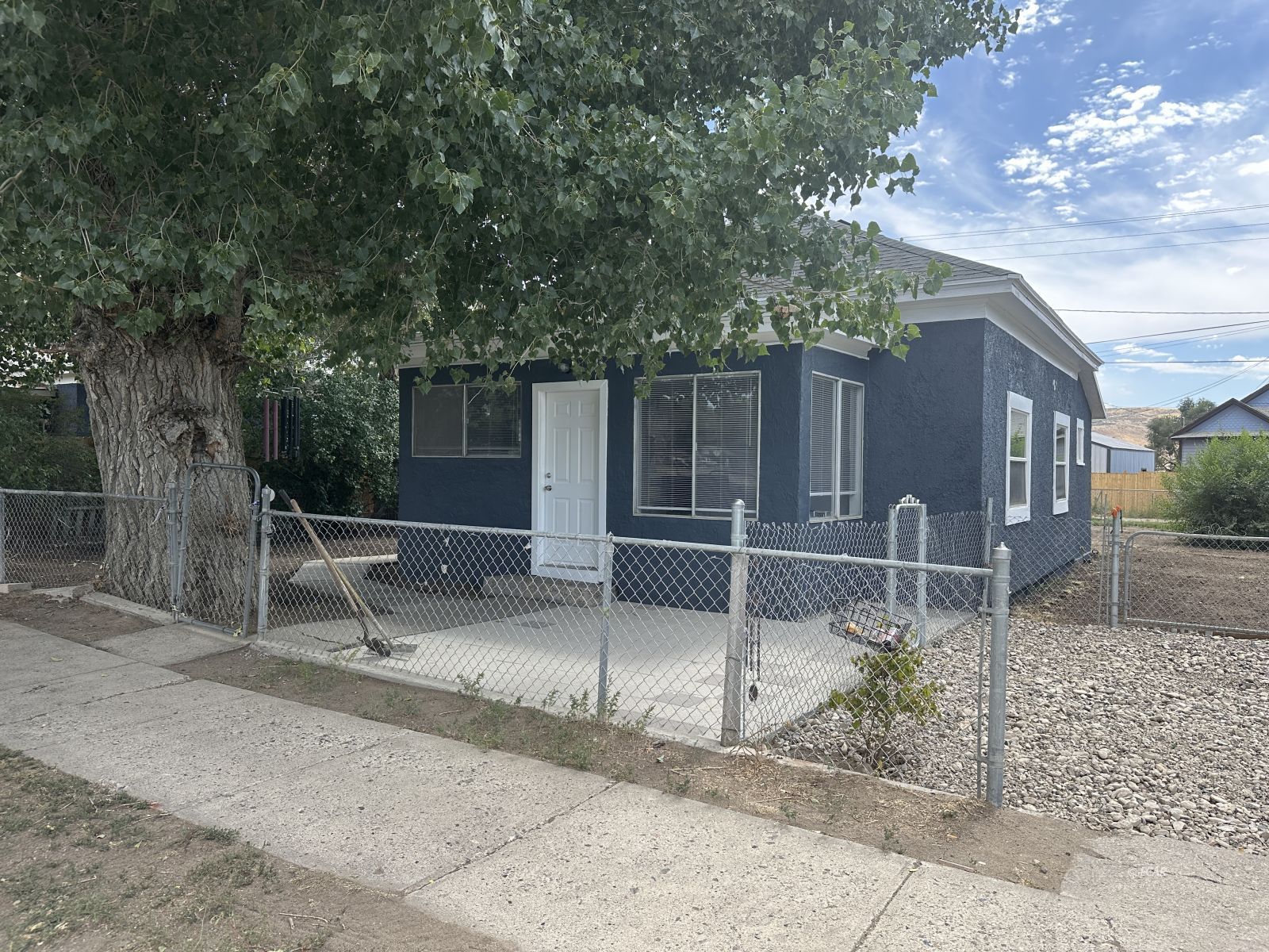 913 Main Street Property Photo 3