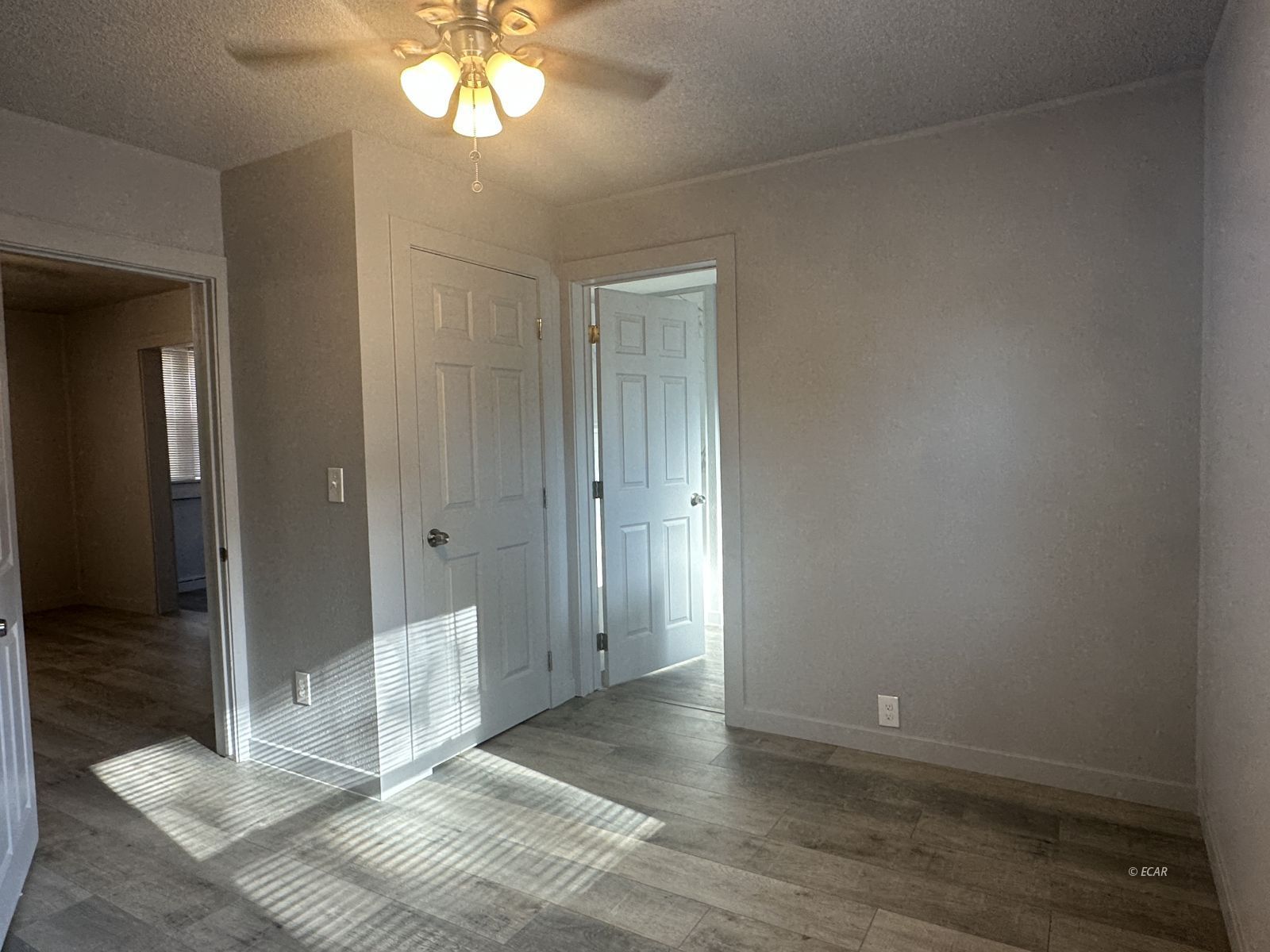 913 Main Street Property Photo 10