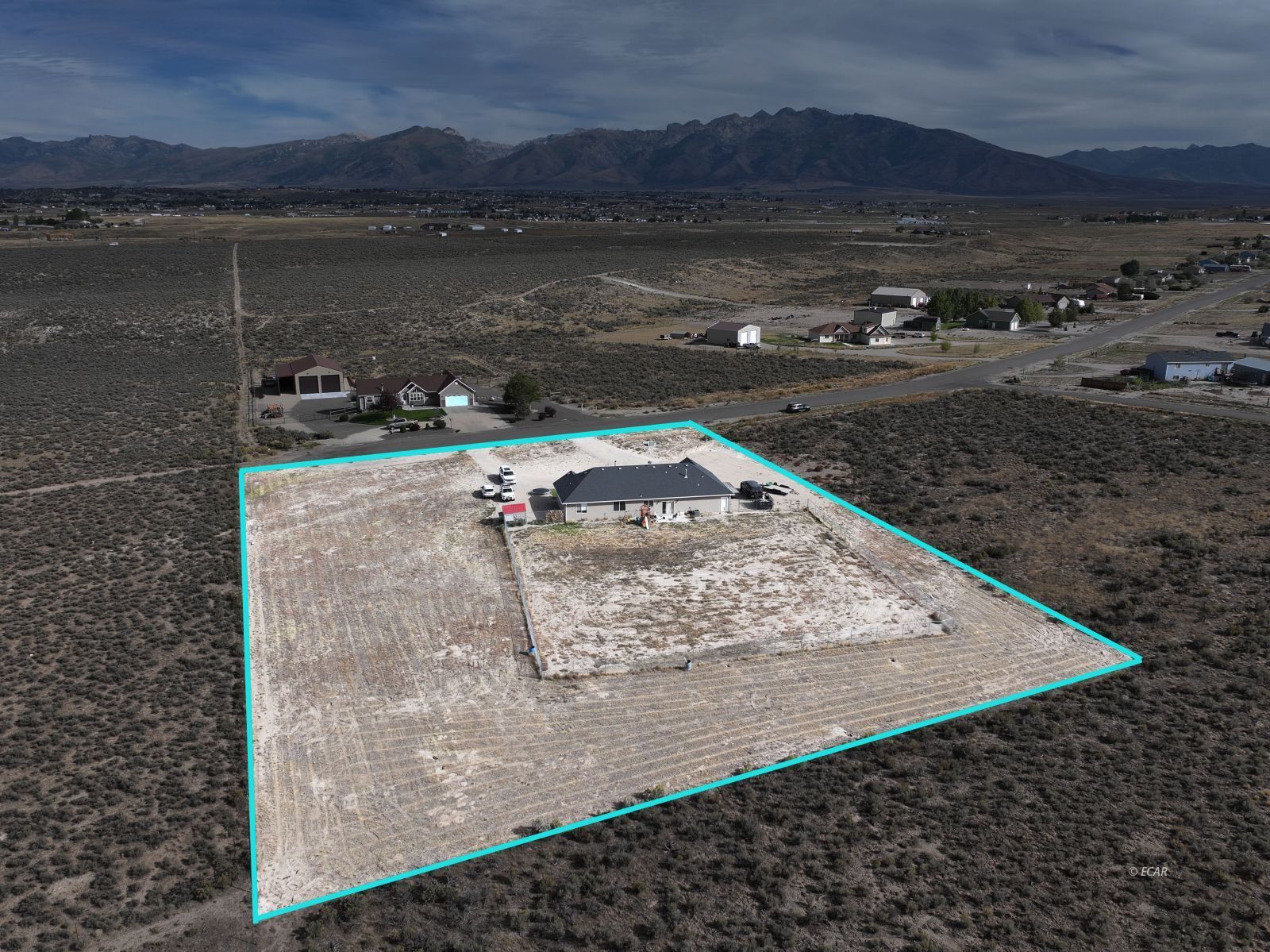 302 Springfield Parkway Property Photo 28