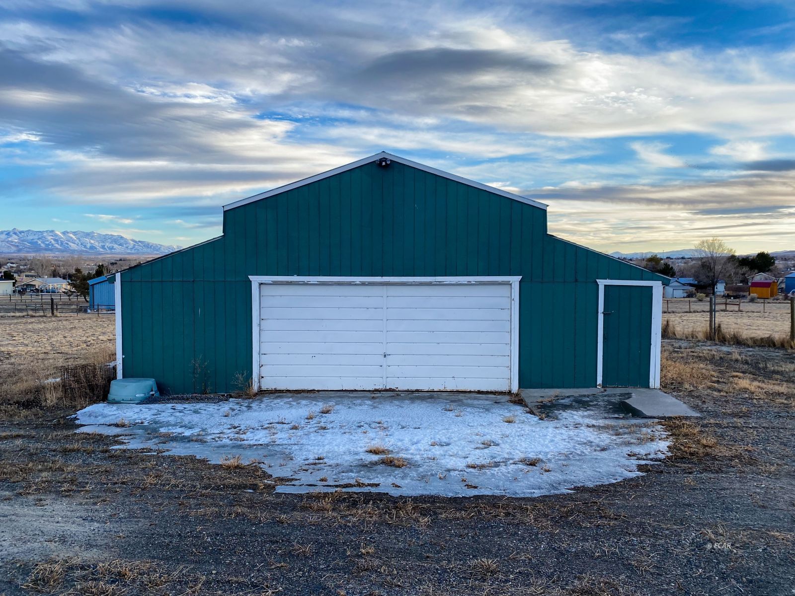 574 Brent Drive Property Photo 3