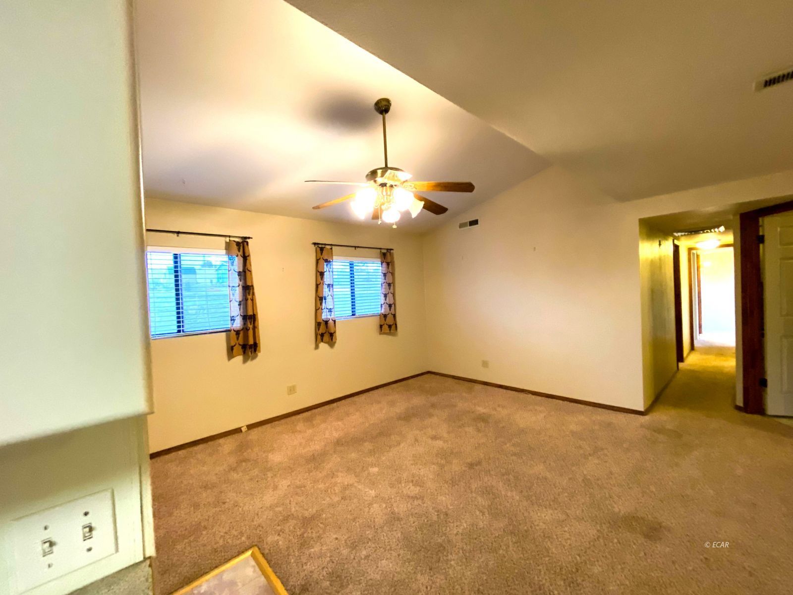 574 Brent Drive Property Photo 5