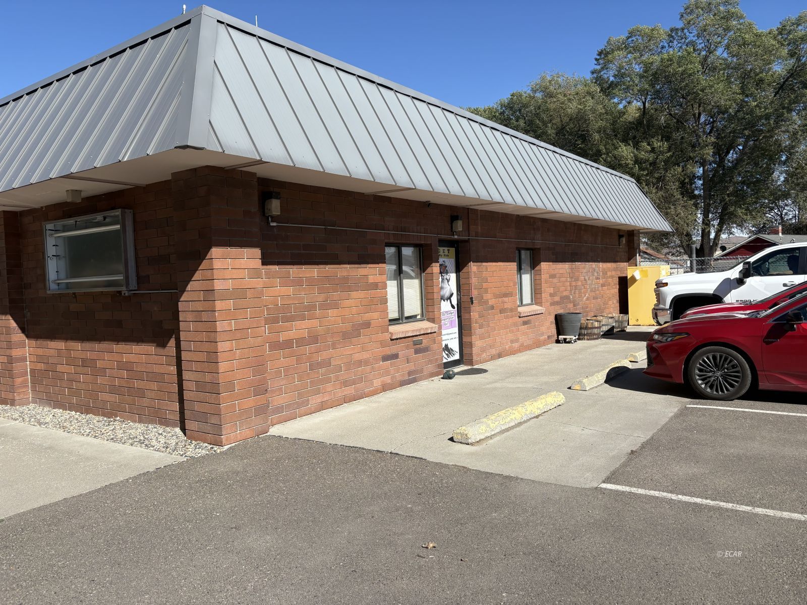 1750 Manzanita Lane Property Photo 3