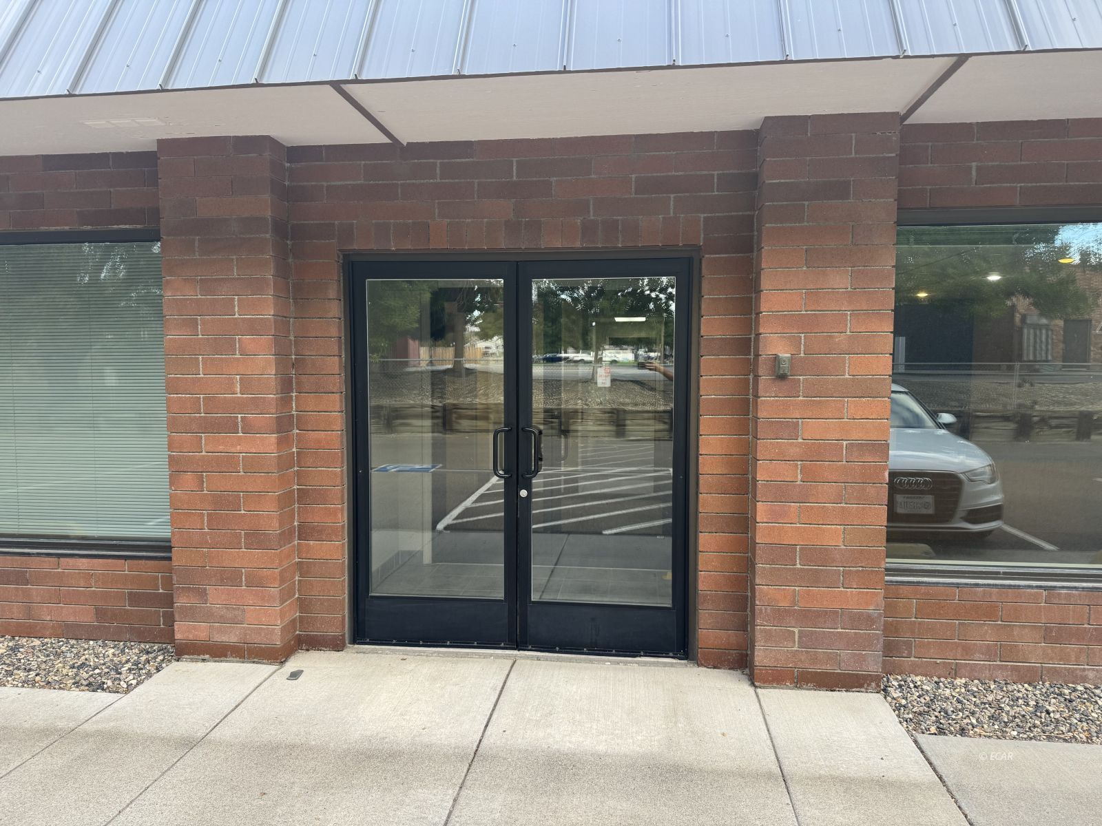 1750 Manzanita Lane Property Photo 7