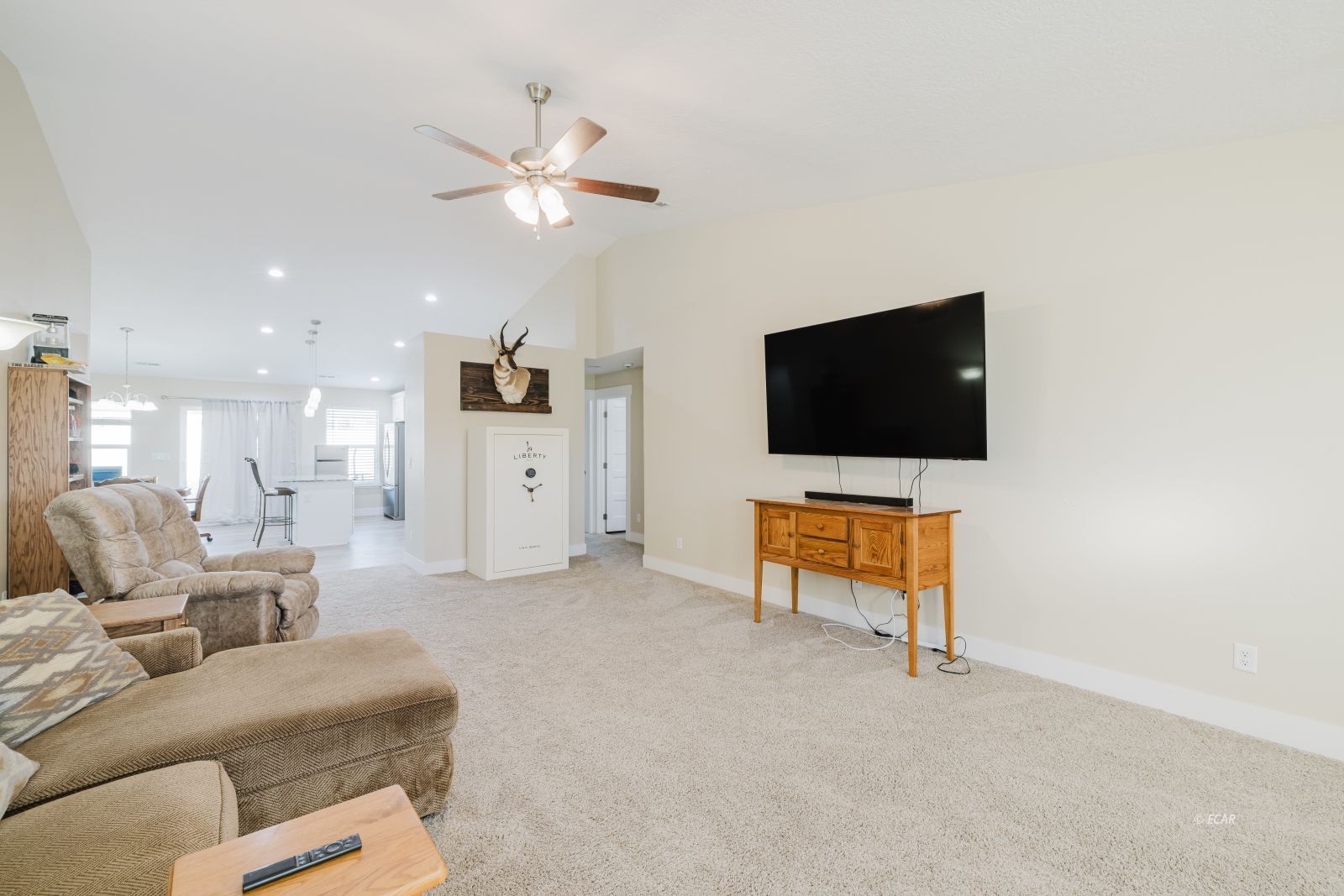 1714 Opal Drive Property Photo 5