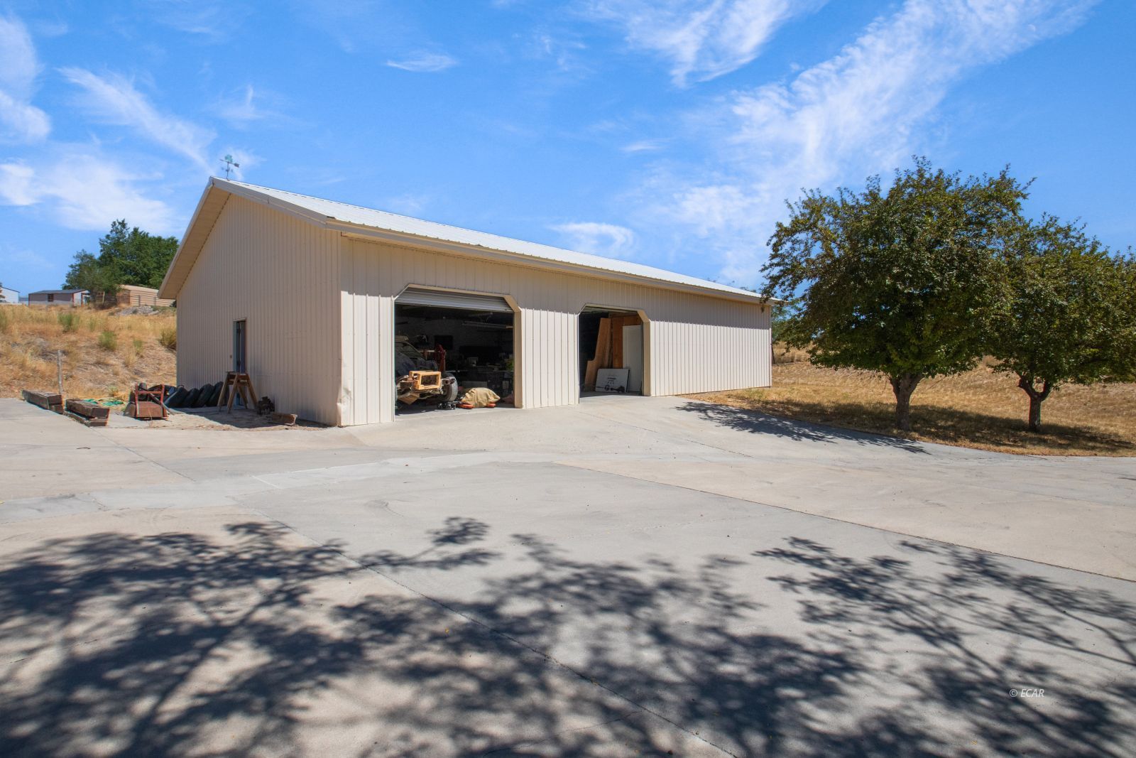 635 Spring Valley Parkway Property Photo 5