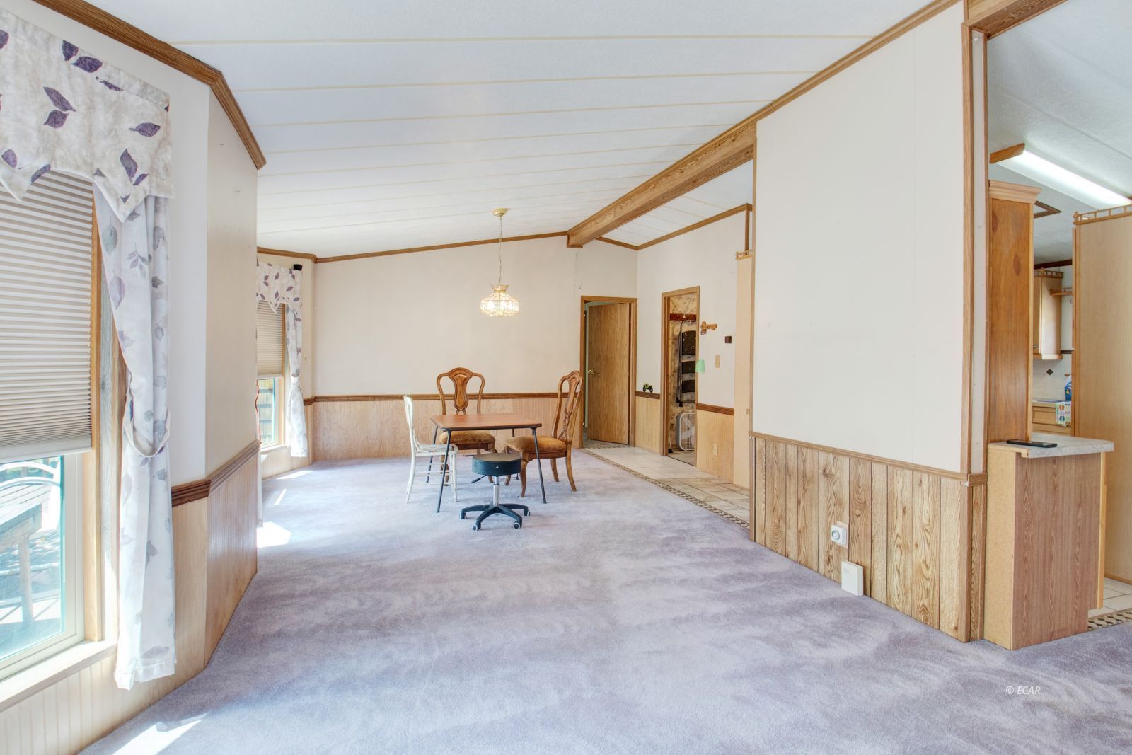 635 Spring Valley Parkway Property Photo 9