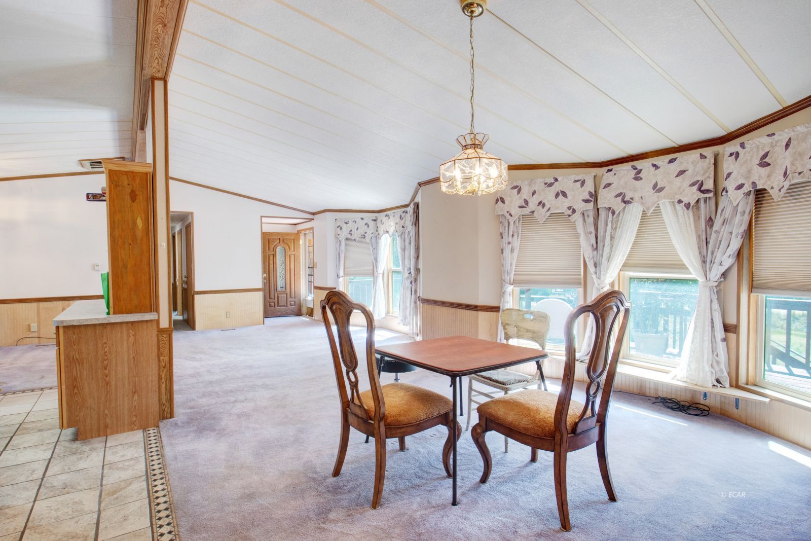 635 Spring Valley Parkway Property Photo 12