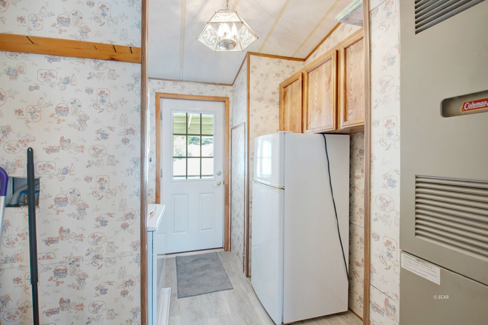 635 Spring Valley Parkway Property Photo 15