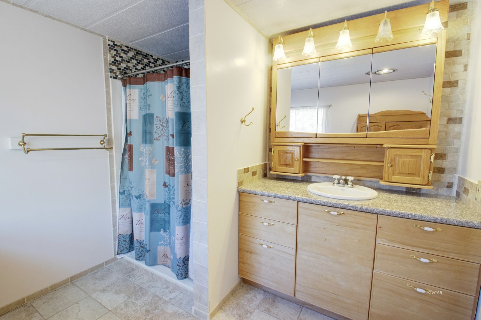 635 Spring Valley Parkway Property Photo 29