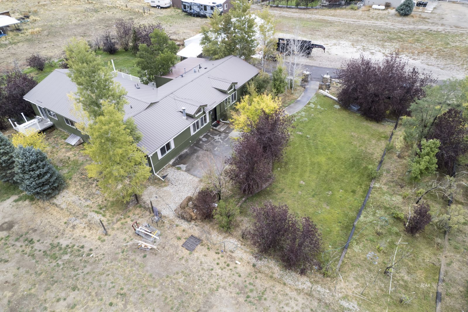 559 Diamondback Drive Property Photo 2